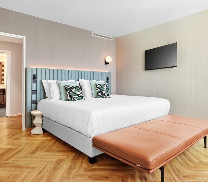 h-hotels_chambre-presidential-suite-11-h4-hotel-wyndham-paris-pleyel-resort_w